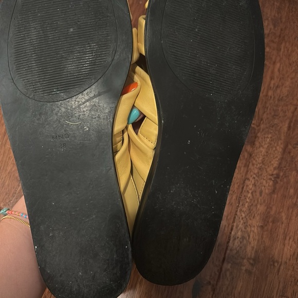 Mango yellow leather sandals - Picture 2 of 2
